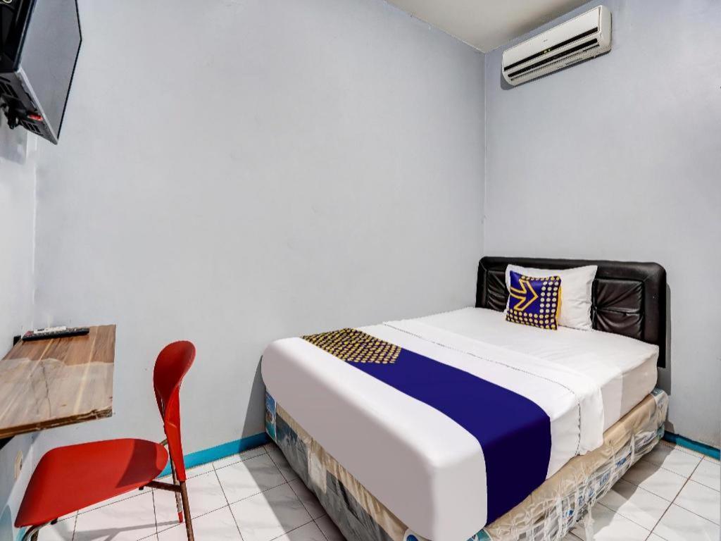 Spot On 90147 Gosepa Ambengan Plaza Hotel Surabaya Exterior photo